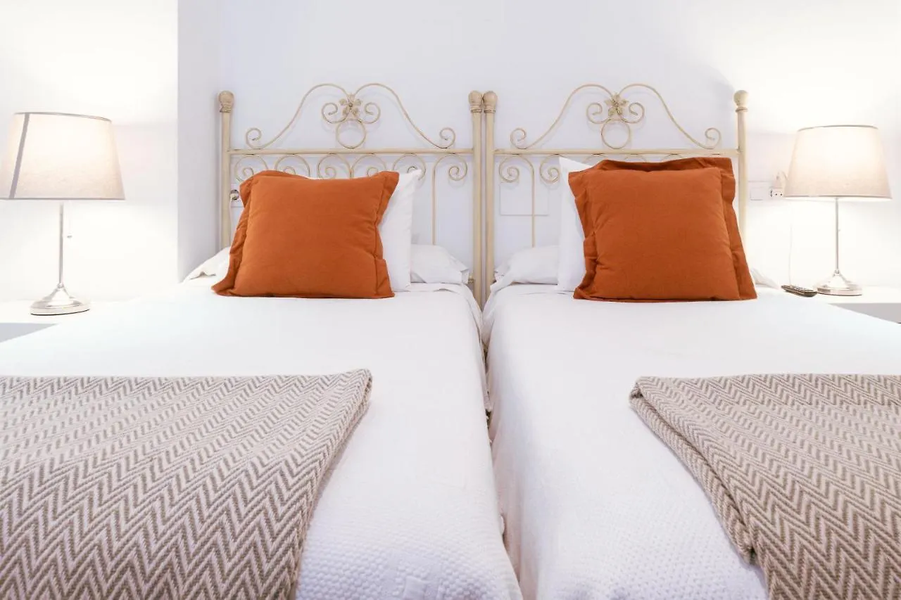 Apartamento Con Encanto En Patio Sevillano 0*, Seville Spain
